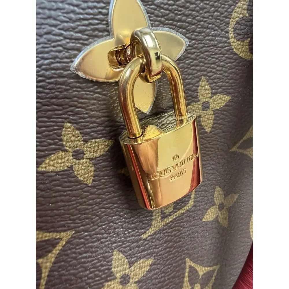 Louis Vuitton crossbody - Nearly New, Wine Trim, Original Box & Bag